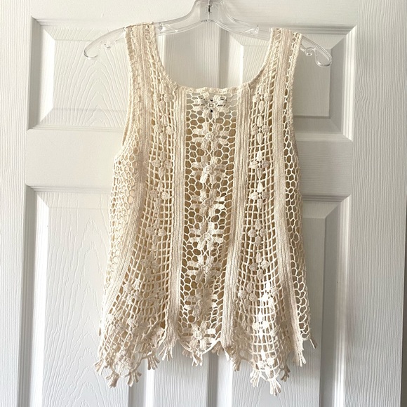 *SALE! MUST GO!* QED London Crochet Top - Picture 3 of 3